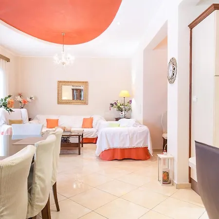 Nespola House Mantouki